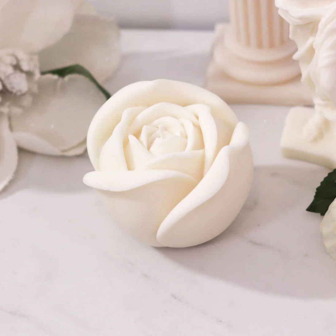 Rose candle - Bubble Clinic